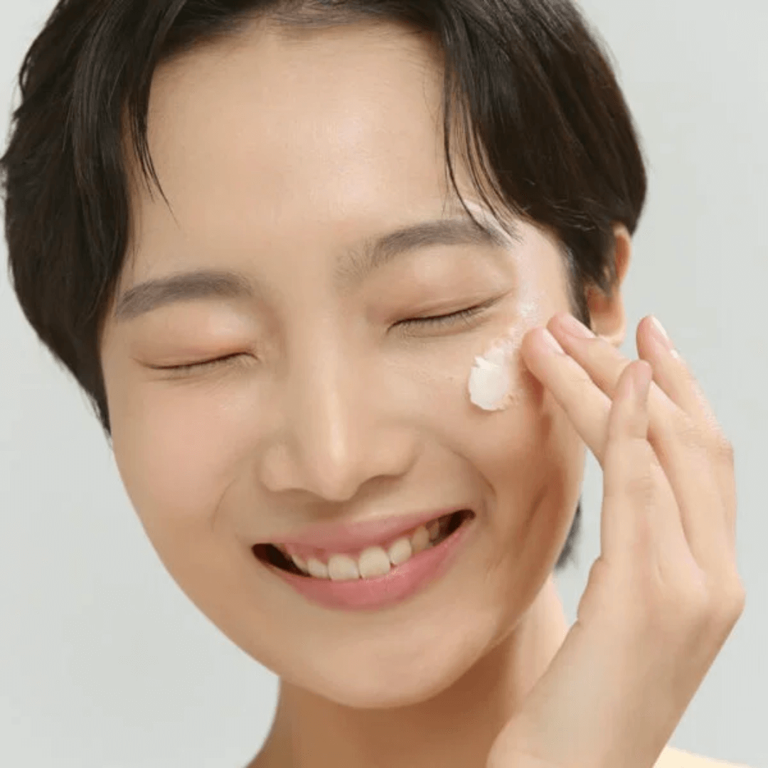 Beauty of Joseon Radiance Cleansing Balm que disuelve maquillaje sin resecar.