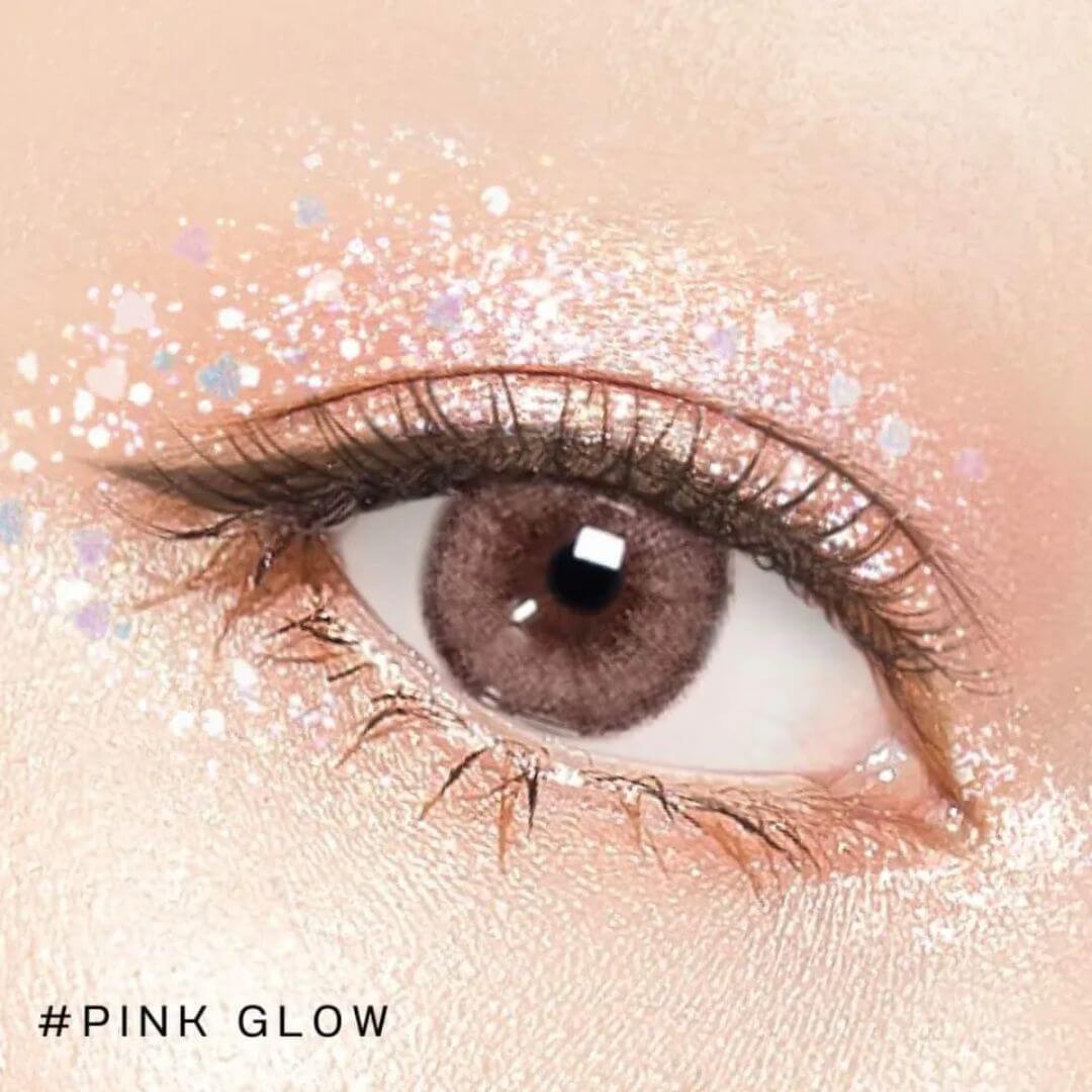 Browit Holiday Eye Glitter Cathy Doll glitter suave ideal para ojos sensibles.