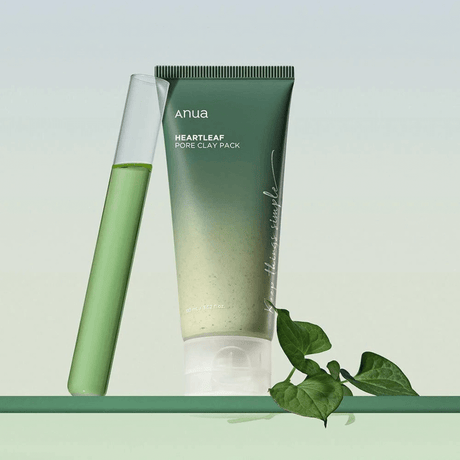 Heartleaf Pore Clay Pack de Anua, mascarilla de arcilla purificante que reduce la apariencia de los poros y deja la piel suave.