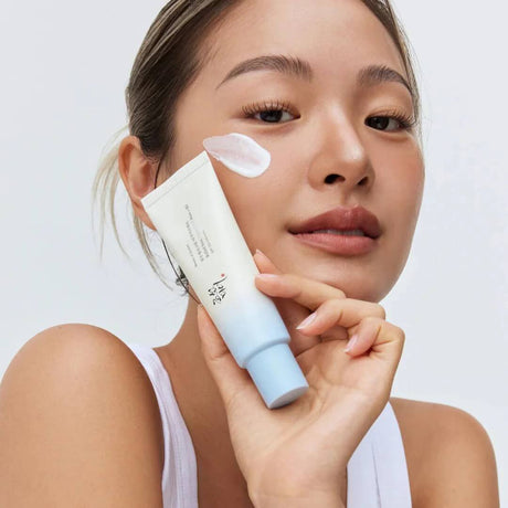 Relief Sun Aqua-fresh Rice + B5 SPF50+ PA++++ de Beauty of Joseon, diseñado para una protección solar avanzada.