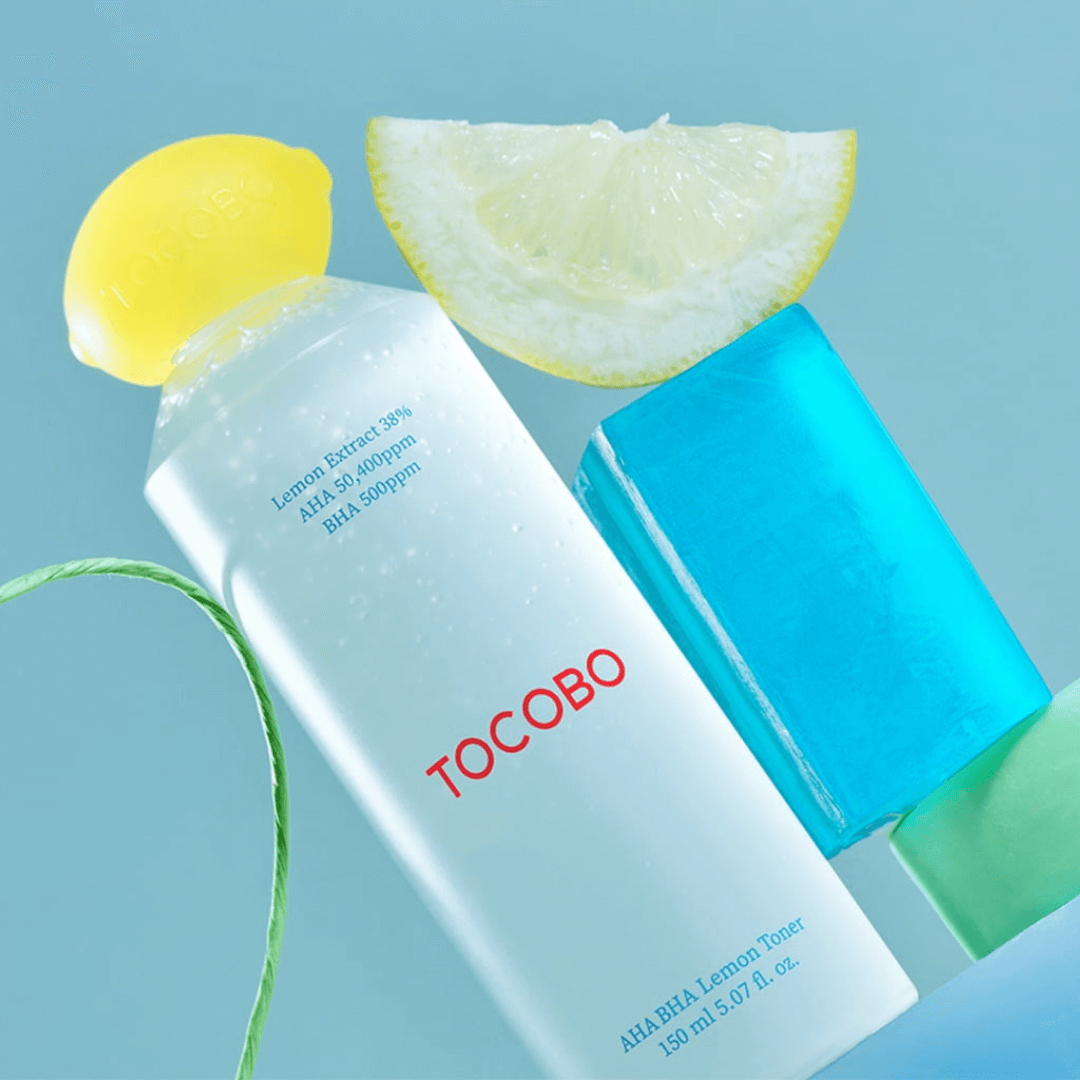 Tocobo AHA BHA Lemon Toner que exfolia suavemente tu piel y deja un acabado brillante y suave.