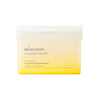Bean Toner Pad de Mixsoon, discos tonificantes con esencia fermentada para piel suave y equilibrada.