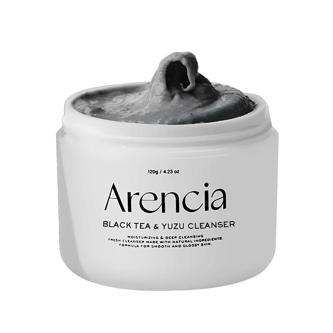 Arencia Black Tea Yuzu Rice Mochi Cleanser que limpia, exfolia y desmaquilla en un solo paso.
