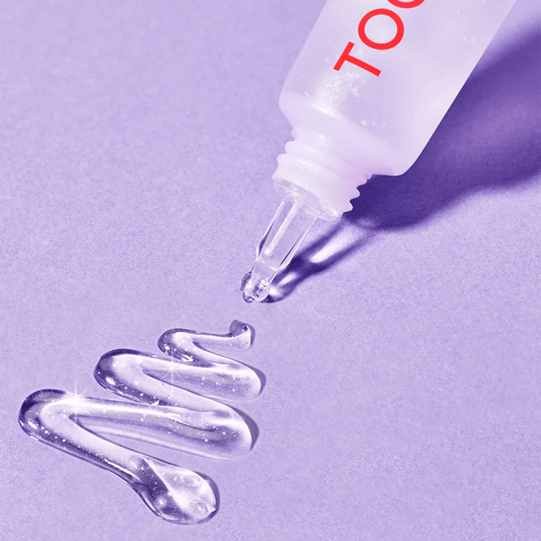Tocobo Collagen Brigthening Eye Gel Cream, ayuda a reducir la apariencia de líneas finas.