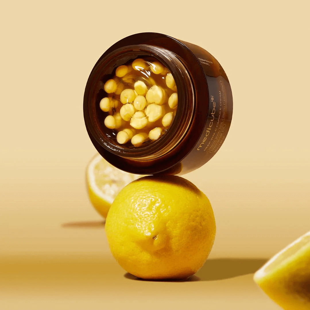 Medicube Deep Vita C Capsule Cream  iluminan el tono apagado y mejoran la elasticidad de la piel.