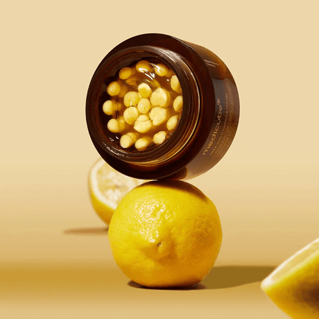 Medicube Deep Vita C Capsule Cream  iluminan el tono apagado y mejoran la elasticidad de la piel.