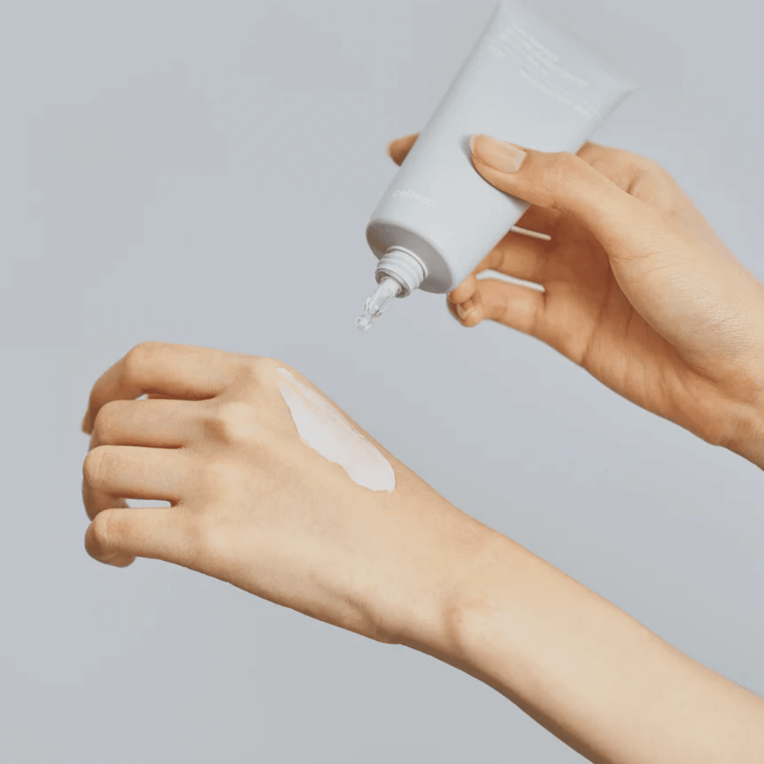 Crema fortalecedora de la barrera cutánea, ideal para piel sensible y deshidratada.