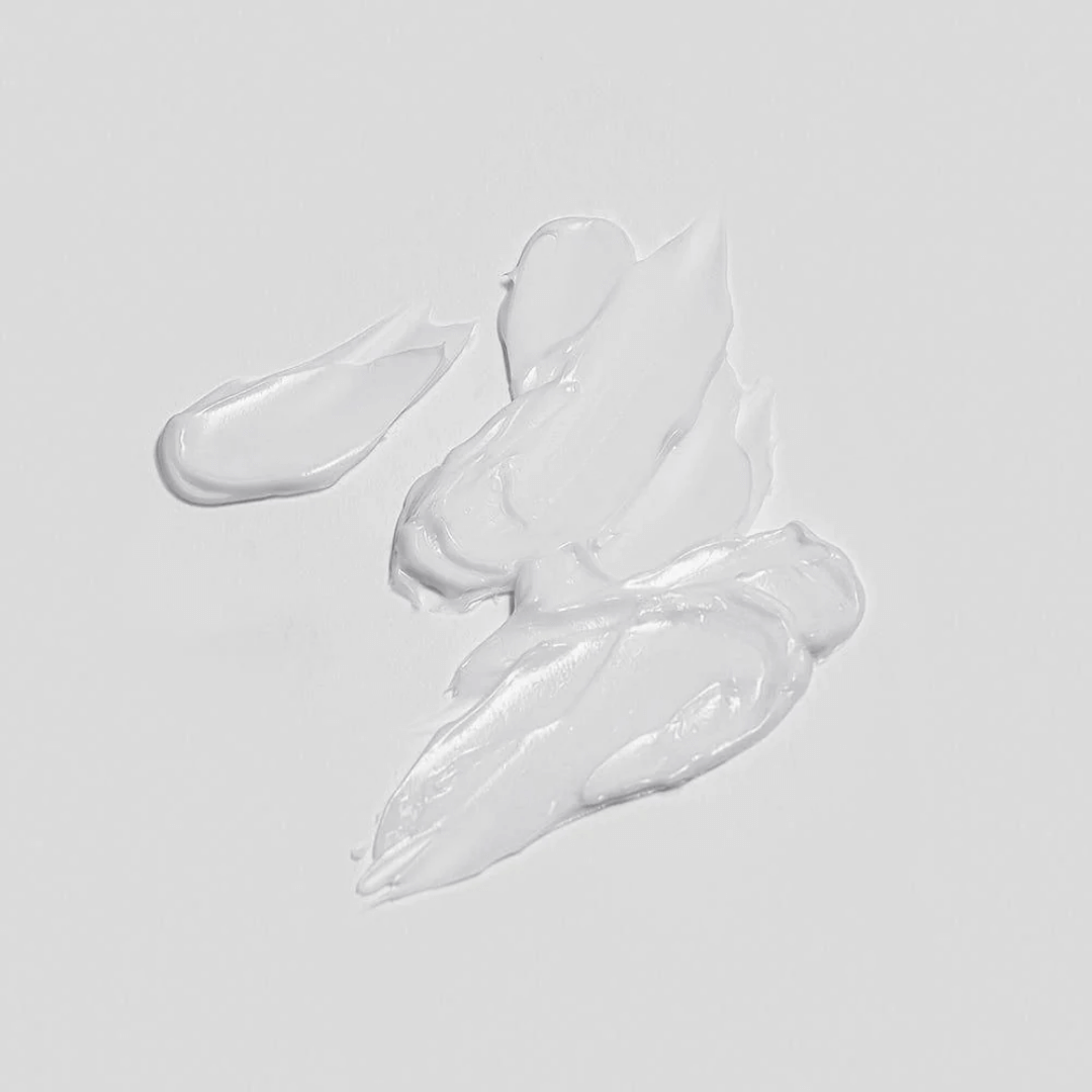 Resultados visibles de la crema Celimax: piel hidratada, fortalecida y más resistente.