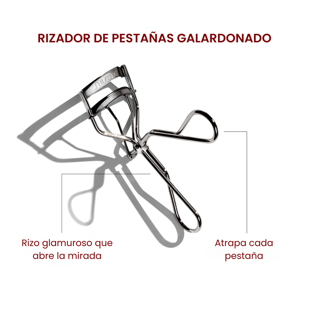 Eyelash Curler de Shiseido ergonómico para un control cómodo y preciso en cada uso.