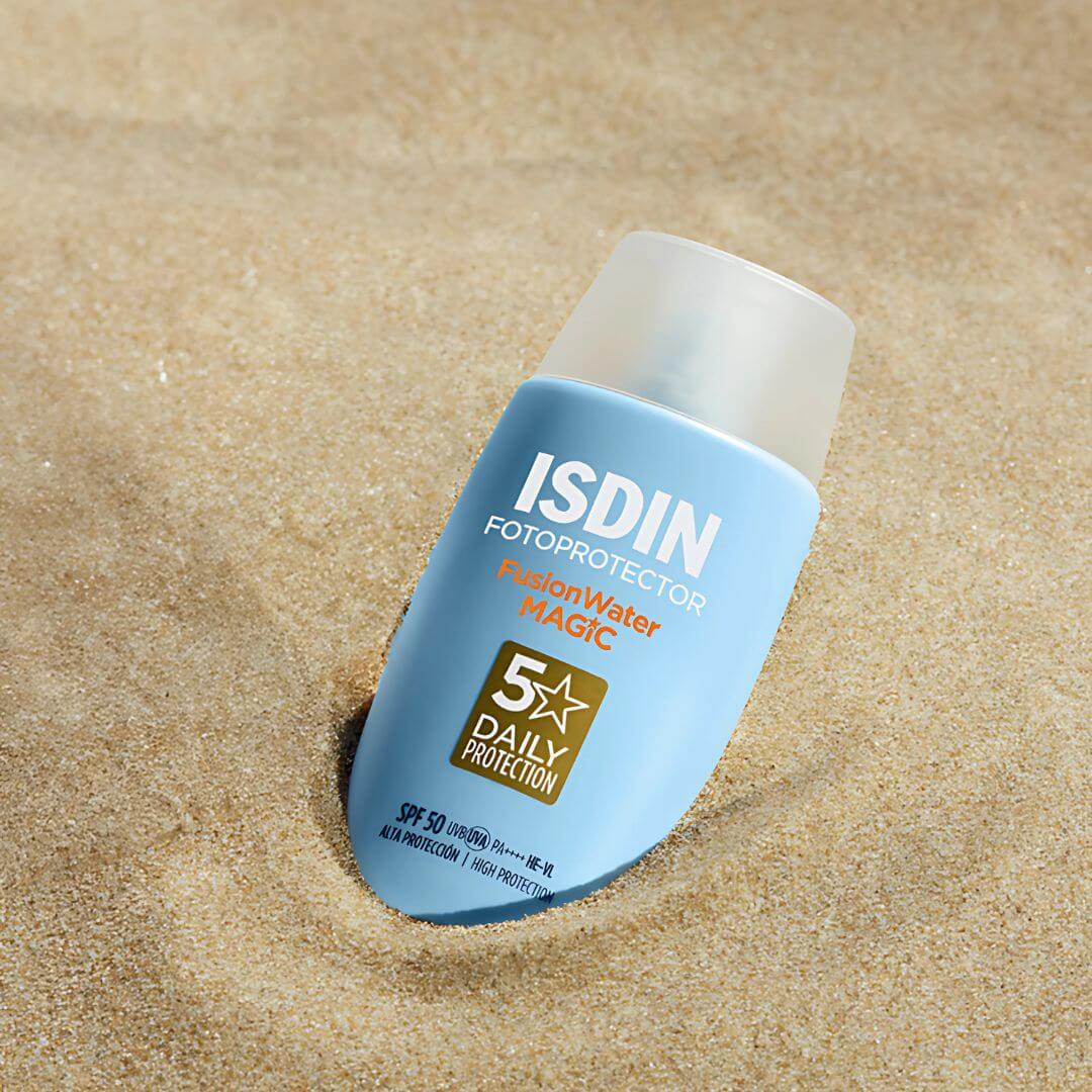 Isdin Fotoprotector Fusion EWater Magic 50 resistente al agua, no irrita los ojos y son oil control.