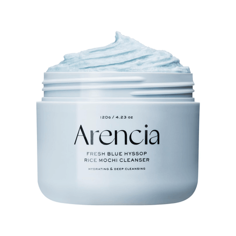 Fresh Blue Hyssop Rice Mochi Cleanser que protege la barrera cutánea y aporta glow natural.
