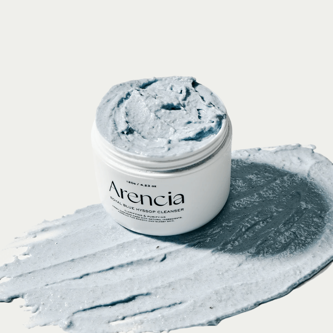 Fresh Blue Hyssop Rice Mochi Cleanser purifica poros sin resecar gracias a su fórmula suave.