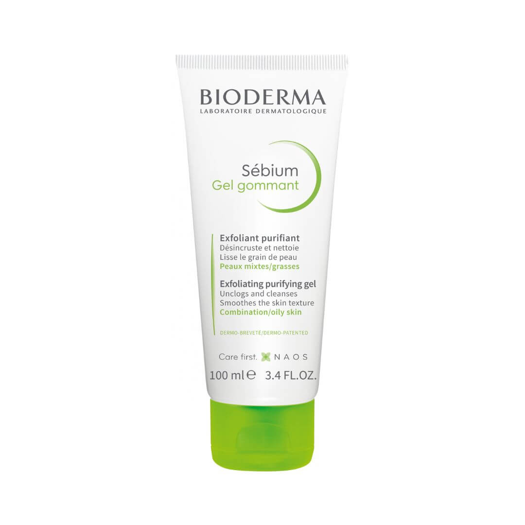 Sébium Gel Gommant Bioderma exfolia suavemente y elimina células muertas de la piel.