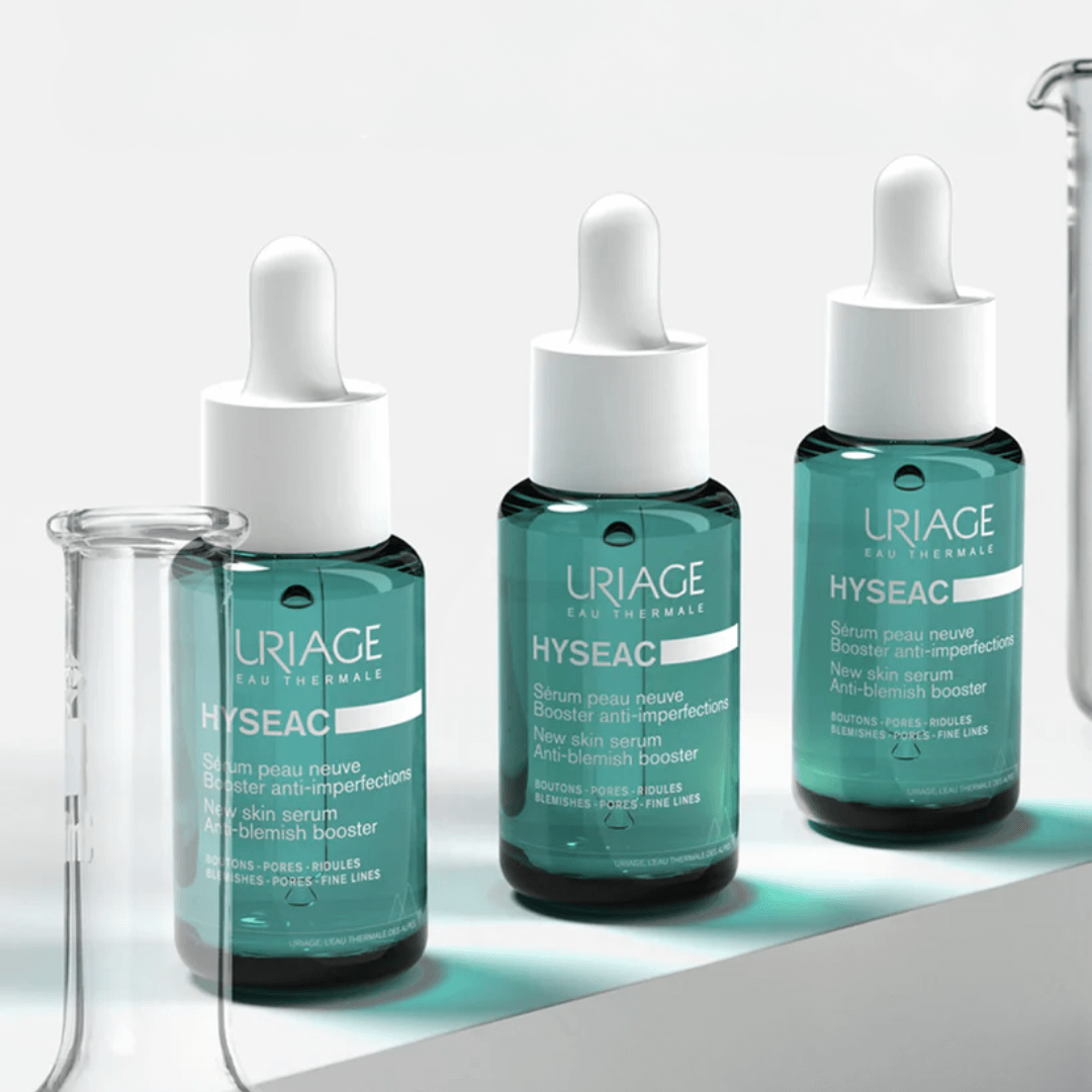 Fórmula dermatológica con activos seborreguladores que corrigen imperfecciones sin irritar de Uriage.