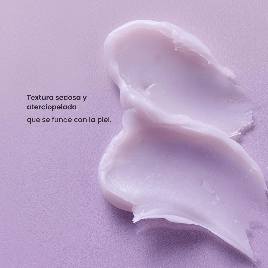 Bálsamo Hyssop Fume de Arencia con textura que se funde y deja la piel suave y luminosa.