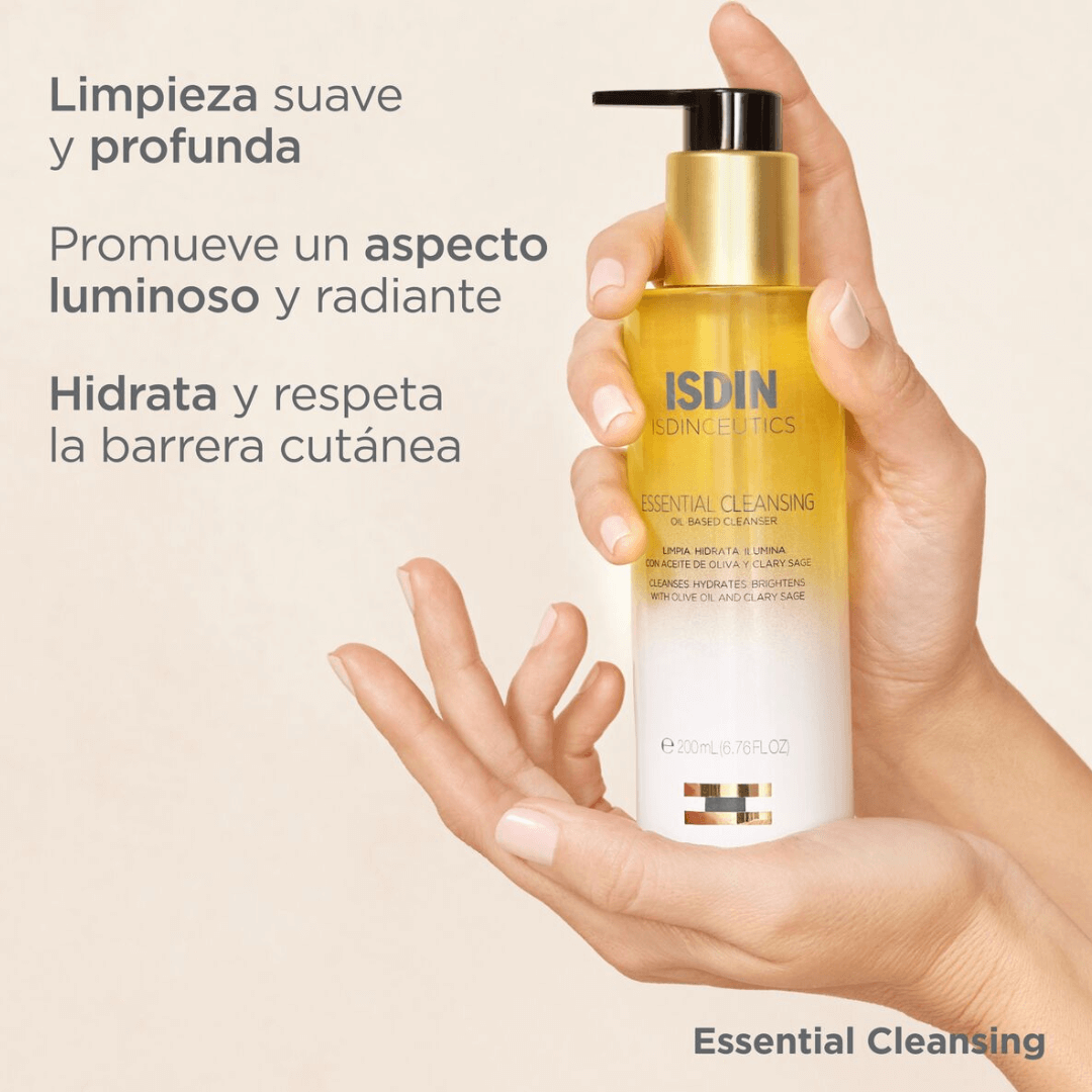 ISDIN Essential Cleansing ISDINCEUTICS hidrata y respeta la barrera cutánea.