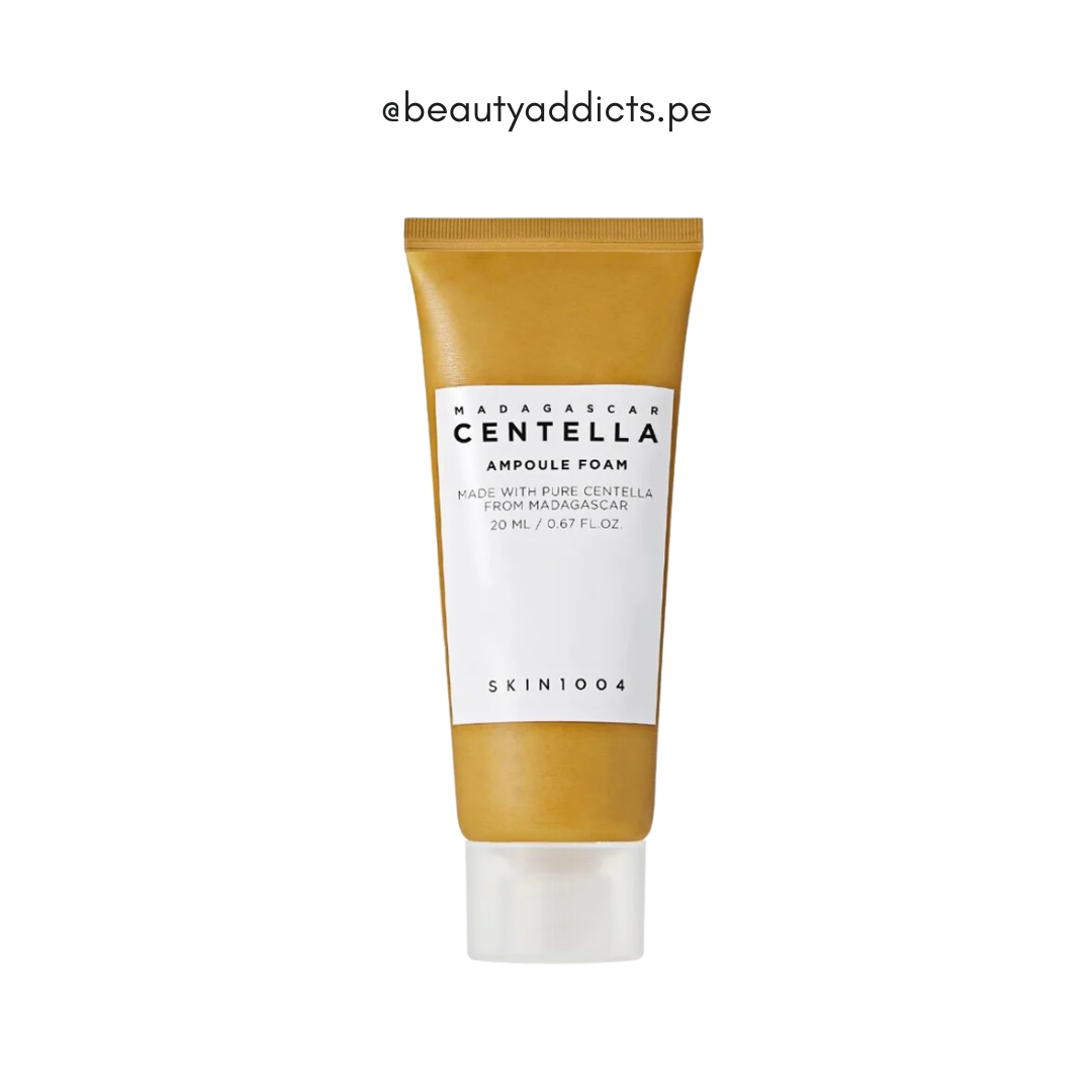 Madagascar Centella Ampoule Foam SKIN1004, espuma suave que limpia sin resecar la piel sensible.