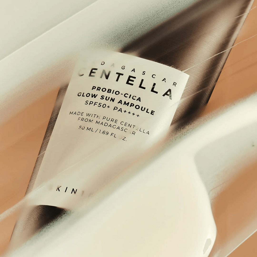 Madagascar Centella Probio Cica Glow Sun Ampoule con probióticos y centella que protegen y calman la piel.