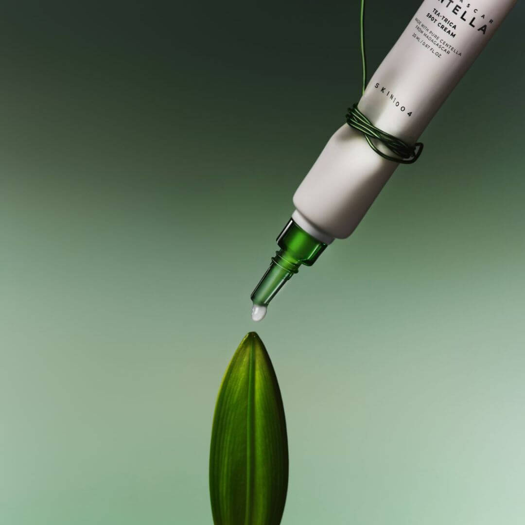 Madagascar Centella Tea-Trica Spot Cream Skin1004 tratamiento localizado probado para piel sensible con acné.