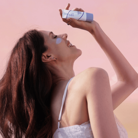 Onion Newpair Sunscreen de Isntree protege del sol y reduce rojeces.