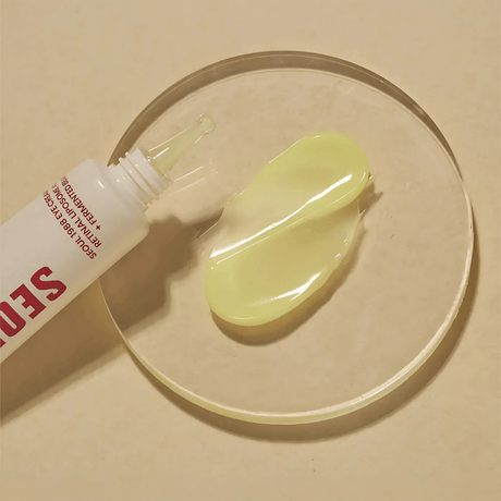 Seoul 1988 Eye Cream de K-Secret formulada para iluminar la mirada y atenuar las ojeras con el uso continuo.