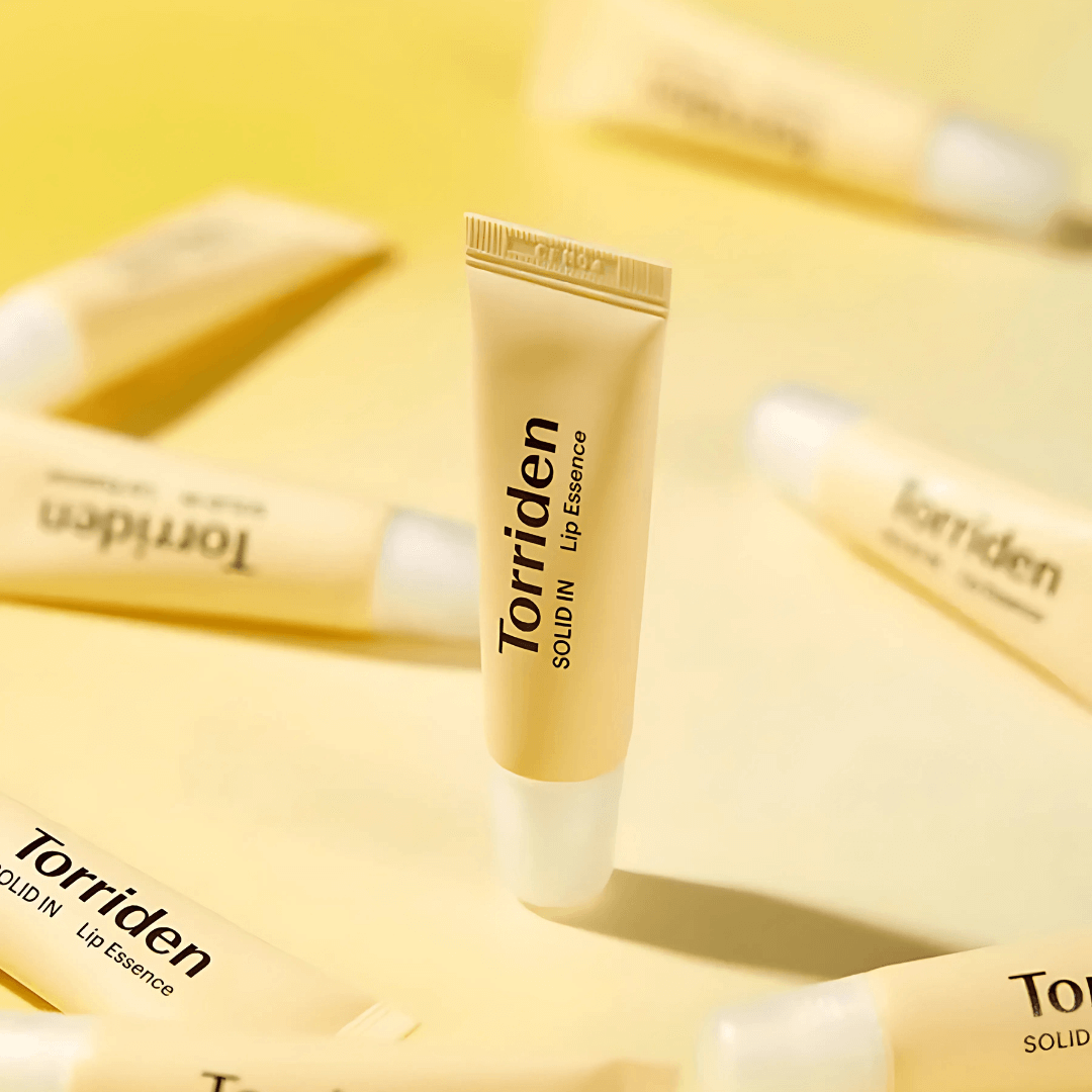 Solid In Ceramide Lip Essence que repara y protege los labios agrietados.