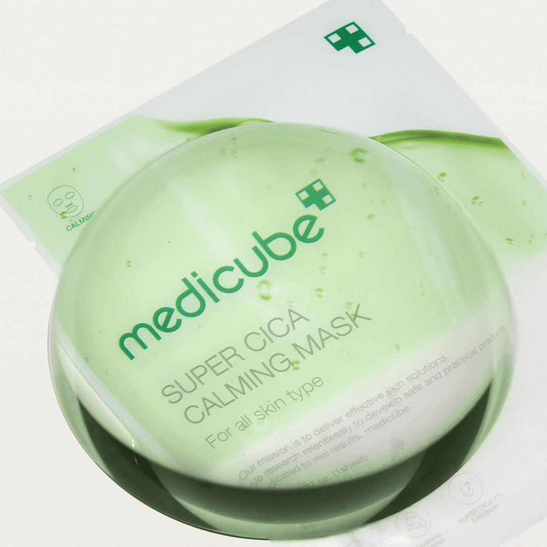 Super Cica Calming Mask de Medicube que reduce imperfecciones y previene futuros brotes.