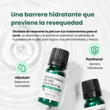 30 Days Miracle Tea Tree Clear Spot Oil, aceite de Some by Mi para tratar brotes y calmar la piel con extracto de árbol de té.