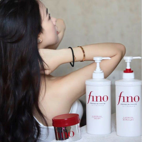 Shiseido Fino Premium Touch Shampoo, fórmula premium para una limpieza profunda y cabello brillante.