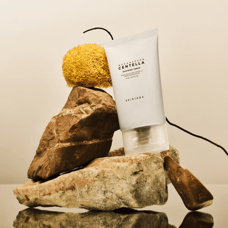 Crema ligera SKIN1004 con extracto de centella asiática de Madagascar.