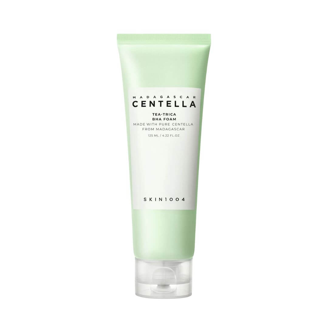 Madagascar Centella Tea-Trica BHA Foam Skin1004 reduce puntos negros y exceso de sebo.
