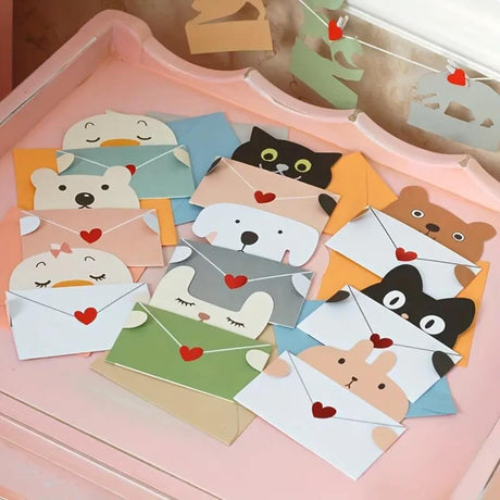 Tarjeta temática de animalitos para expresar tus mejores deseos de forma divertida.