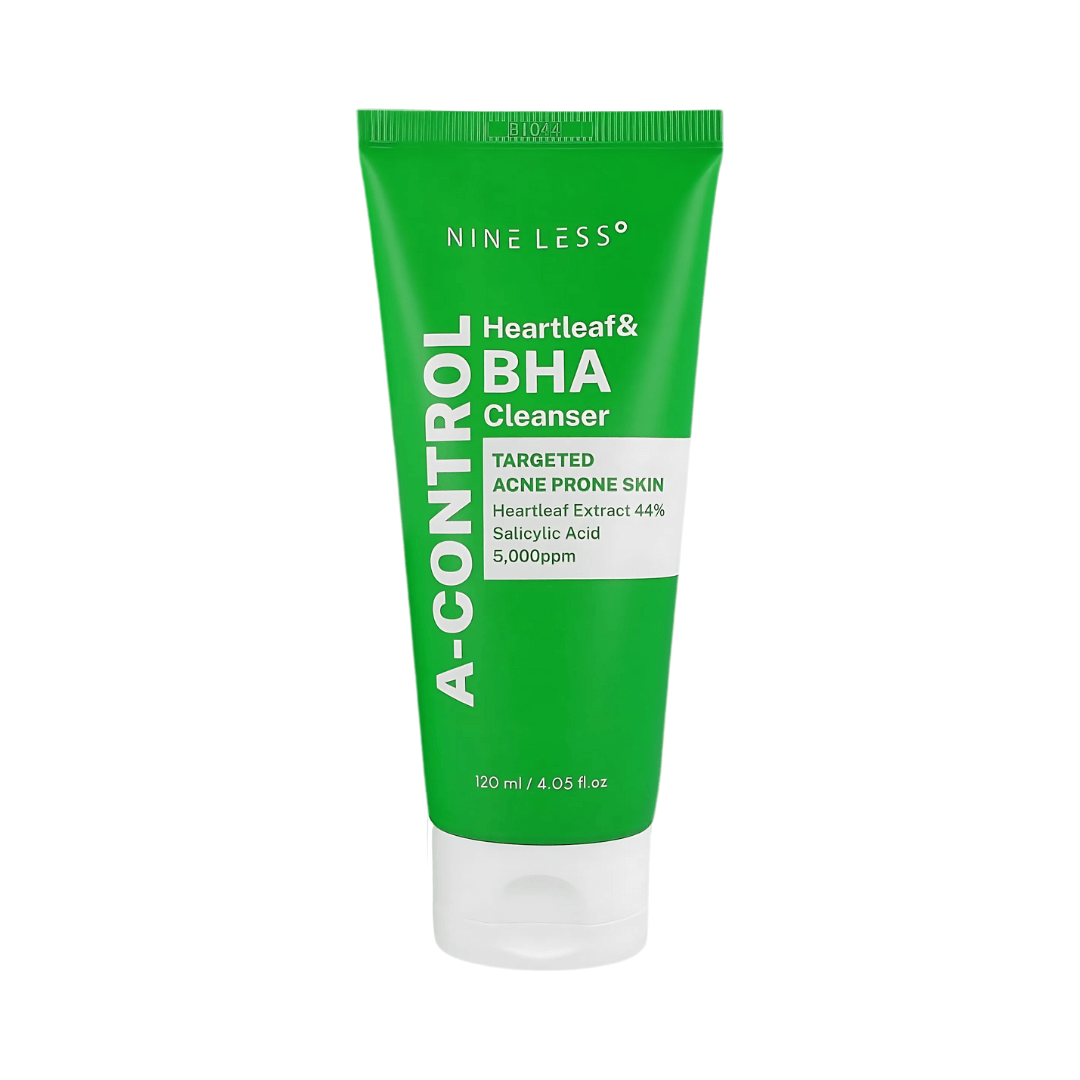 A-Control Heartleaf BHA Cleanser que limpia suavemente y controla el exceso de grasa.