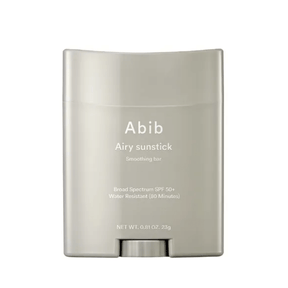 Airy Sunstick Smoothing Bar, protector solar en barra con acabado mate.