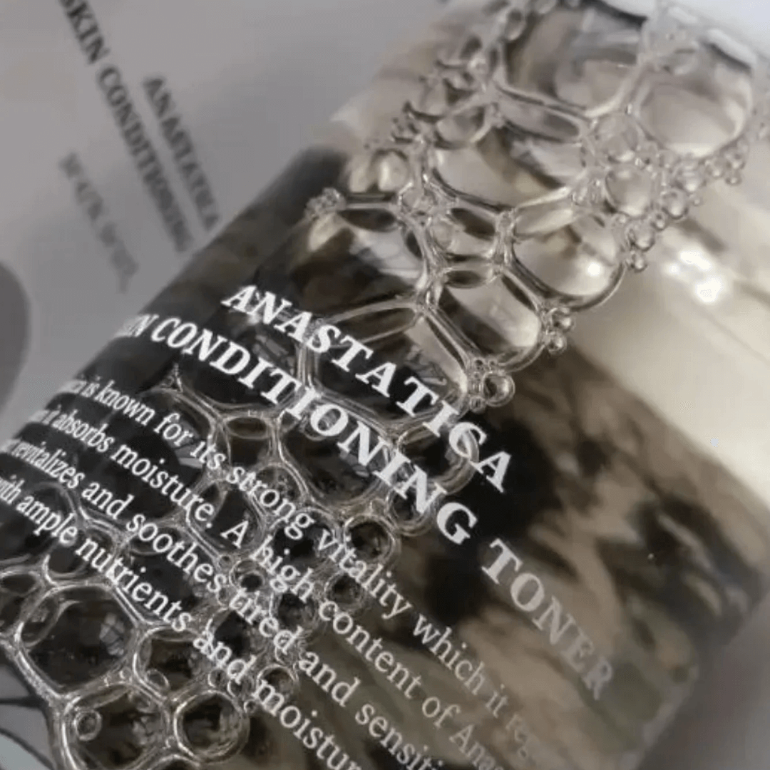 Dr. Althea Conditioning Toner para calmar y preparar la piel.