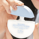 Dr. Althea Aqua Glowing Sunscreen vegano con textura ligera y acabado glow.
