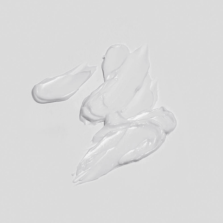 Resultados visibles de la crema Celimax: piel hidratada, fortalecida y más resistente.