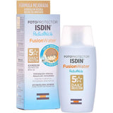 ISDIN Fotoprotector Fusion Water Pediatrics SPF50 con ácido hialurónico que hidrata y protege la piel infantil.