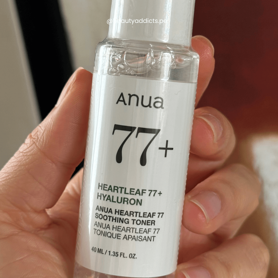 Mini toner Anua Heartleaf 77 con extracto de Houttuynia para piel equilibrada.