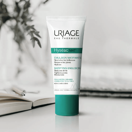 Hyseac Mat fórmula purificante que mejora la textura de la piel y controla el brillo durante el día