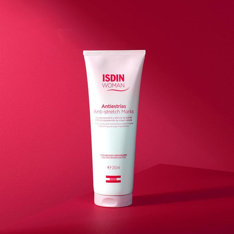 ISDIN Woman Antiestrías nutre la piel seca y mejora su flexibilidad.