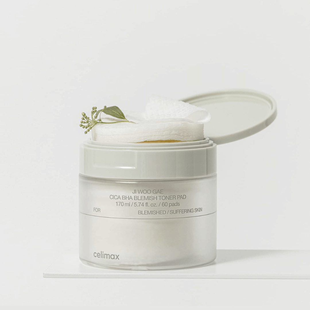 Celimax Cica BHA Blemish Toner Pad, mejora textura y tono desigual sin resecar.