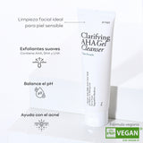 Gel limpiador Petitfée con fórmula vegana para renovación y ayuda con el acné.