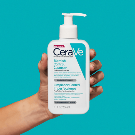 CeraVe Limpiador Control Imperfecciones no contiene alcohol ni fragancia.