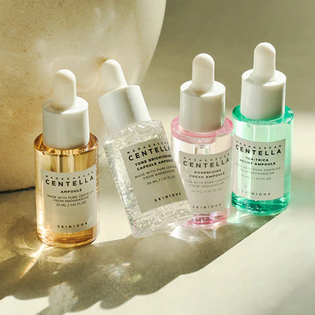 Set Centella Ampoule SKIN1004 con minis que calman y refrescan la piel al instante.