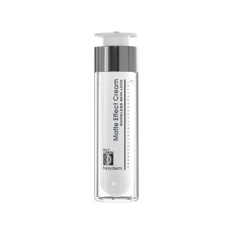 Matte Effect Cream Frezyderm controla brillo y mantiene la piel fresca.