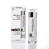 Matte Effect Cream Frezyderm hidrata sin dejar sensación grasa.