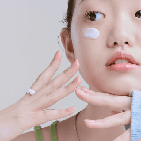 Tocobo Multi Ceramide Cream fortalece y repara la barrera cutánea.