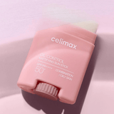 Celimax Oil Control Mattifying Sun Stick práctico formato en barra para retoques solares.