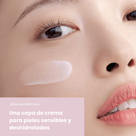 Celimax Oil Control Moisturizing Cream hidrata mientras controla el exceso de sebo.